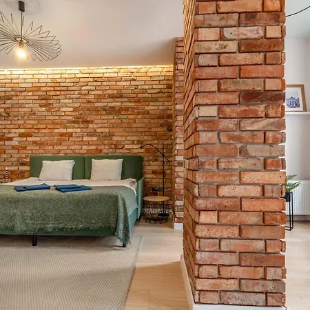 Przy Plazy Apartment *